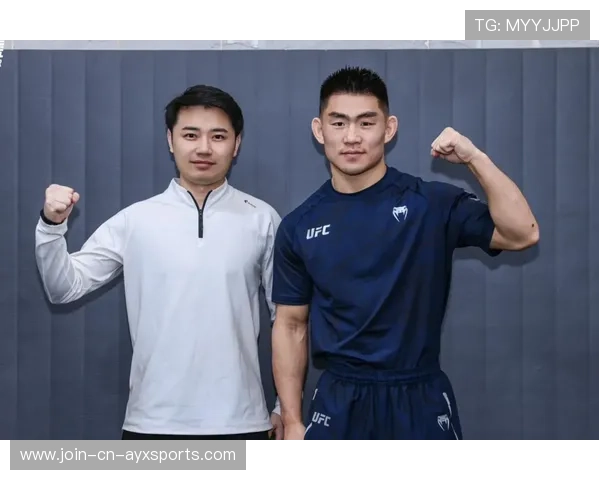 UFC新人拳法训练提升速度,助你快速成为顶级格斗选手 UFC新人拳法训练提升速度,助你快速成为顶级格斗选手