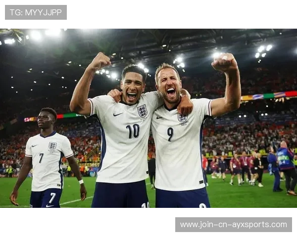 贝林厄姆中圈持球如陀螺般不可阻挡,英格兰气场十足 贝林厄姆中圈持球如陀螺般不可阻挡,英格兰气场十足