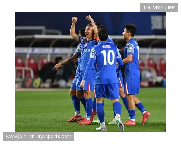 上海申花通过多套阵型测试阵容深度